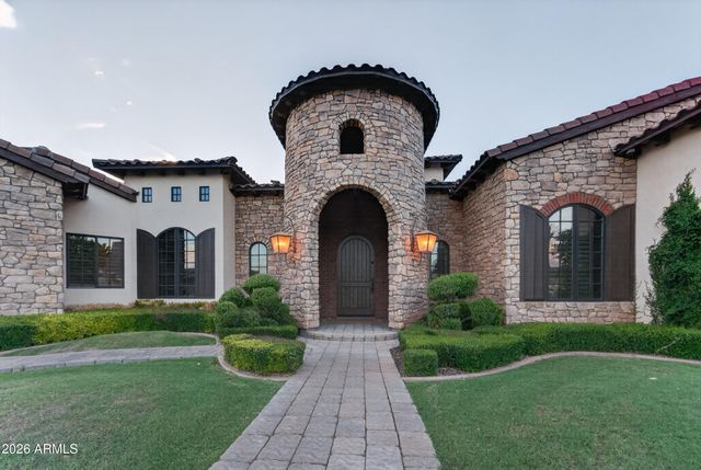 2476 E LINDA Court, Gilbert, AZ 85234