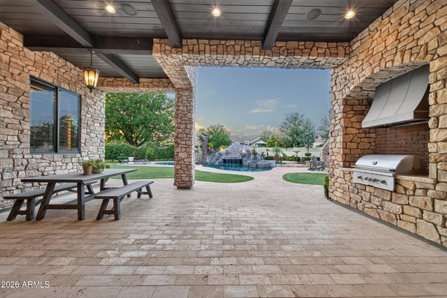 2476 E LINDA Court, Gilbert, AZ 85234