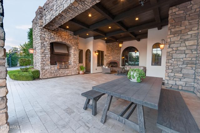 2476 E LINDA Court, Gilbert, AZ 85234