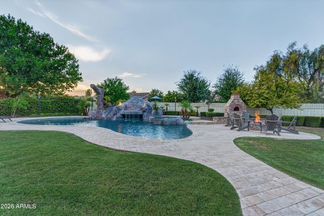 2476 E LINDA Court, Gilbert, AZ 85234