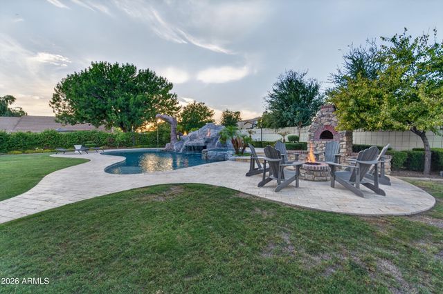 2476 E LINDA Court, Gilbert, AZ 85234
