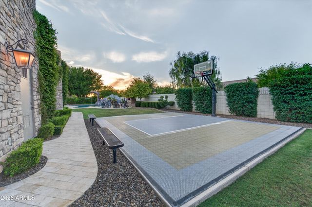 2476 E LINDA Court, Gilbert, AZ 85234