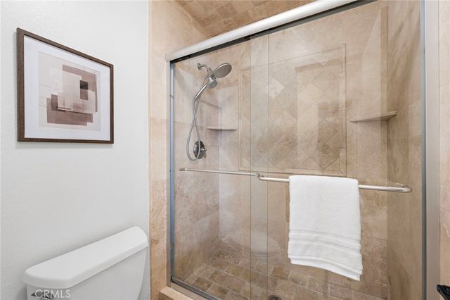 21902 Summerwind Lane, Huntington Beach, CA 92646