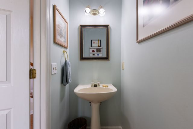 6953 Harpeth Glen Trce, Nashville, TN 37221