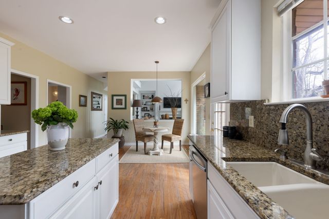 6953 Harpeth Glen Trce, Nashville, TN 37221
