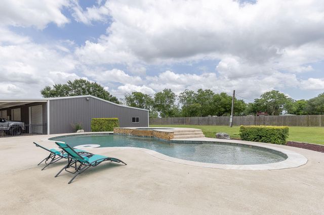 7905 Kathryn Road, Needville, TX 77461