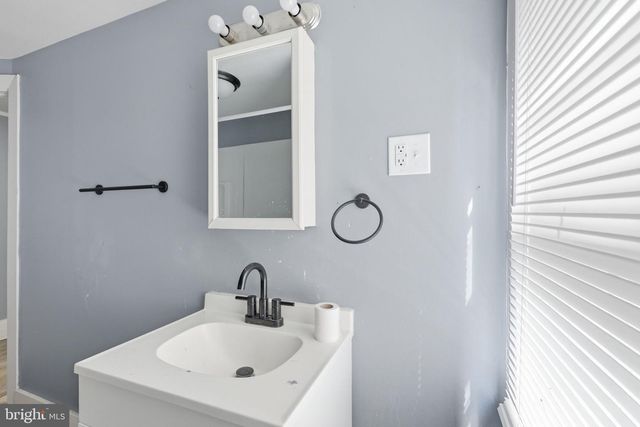 60-62 WALNUT ST, Salem, NJ 08079