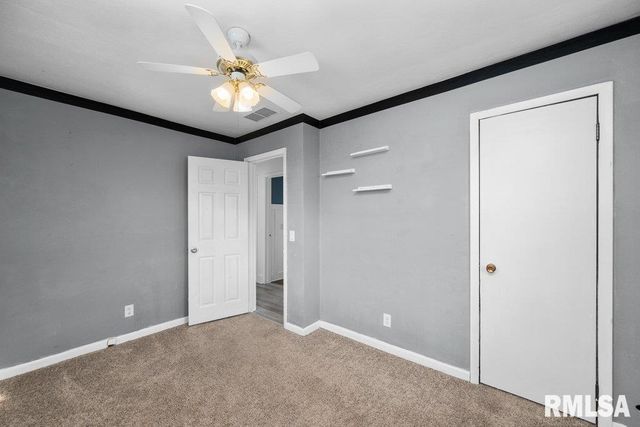 3707 15TH Street D, Moline, IL 61265