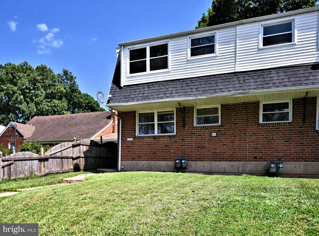 606 SELMA ST, Norristown, PA 19401