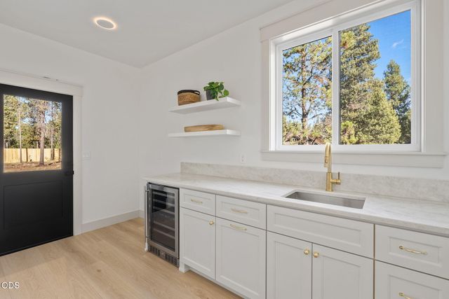 17498 Snow Goose Road, Bend, OR 97707