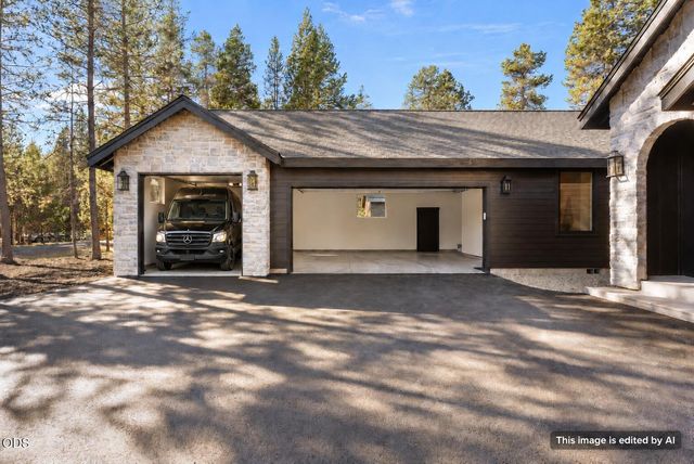 17498 Snow Goose Road, Bend, OR 97707