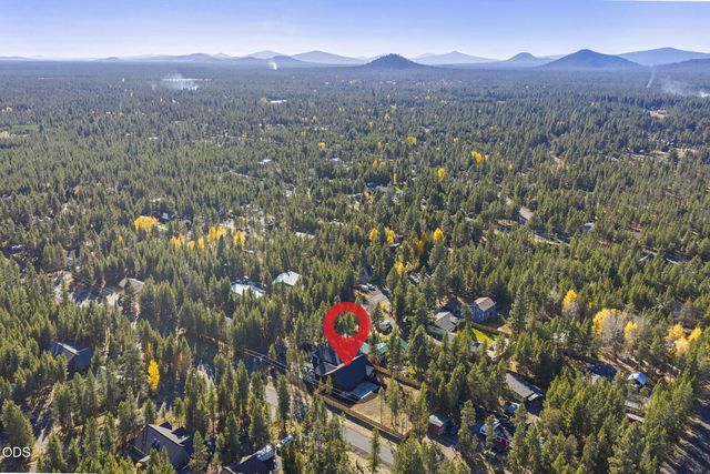 17498 Snow Goose Road, Bend, OR 97707