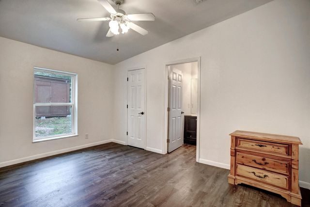 127 Serenity DR, Bastrop, TX 78602