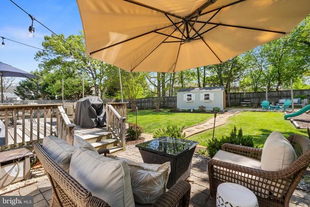 1315 BAYSHIRE LN, Herndon, VA 20170