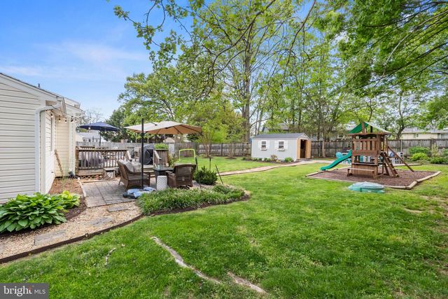 1315 BAYSHIRE LN, Herndon, VA 20170