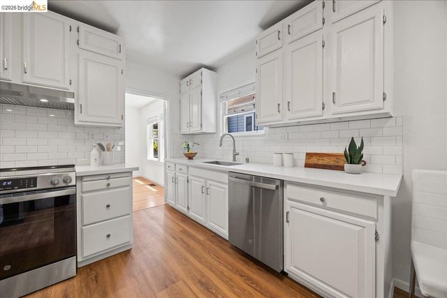 1511 Sherman St, Alameda, CA 94501