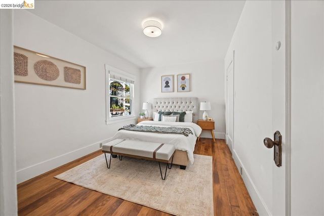 1511 Sherman St, Alameda, CA 94501