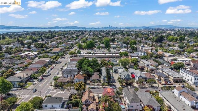 1511 Sherman St, Alameda, CA 94501