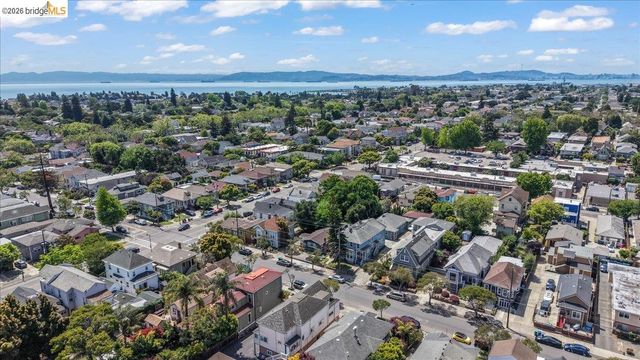 1511 Sherman St, Alameda, CA 94501