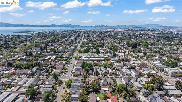 1511 Sherman St, Alameda, CA 94501