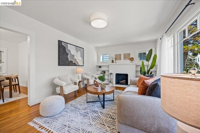 1511 Sherman St, Alameda, CA 94501