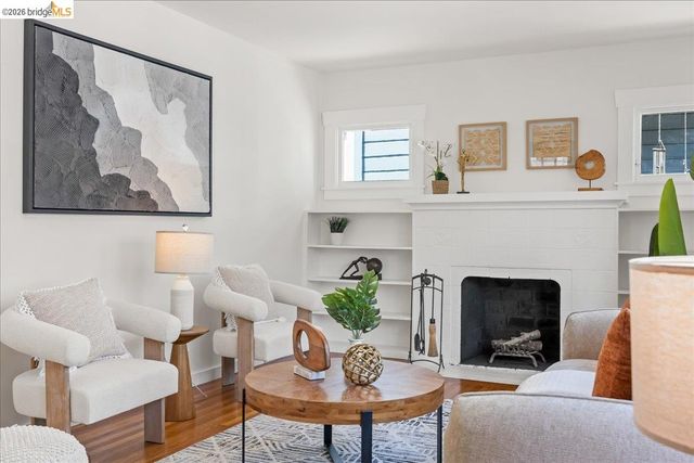 1511 Sherman St, Alameda, CA 94501