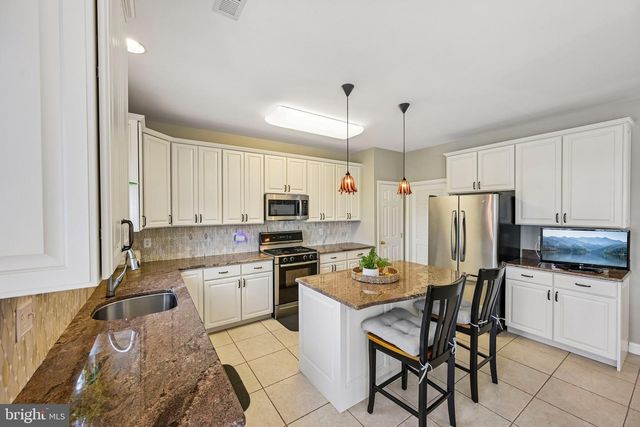 105 SWEET BAY AVE, Sicklerville, NJ 08081