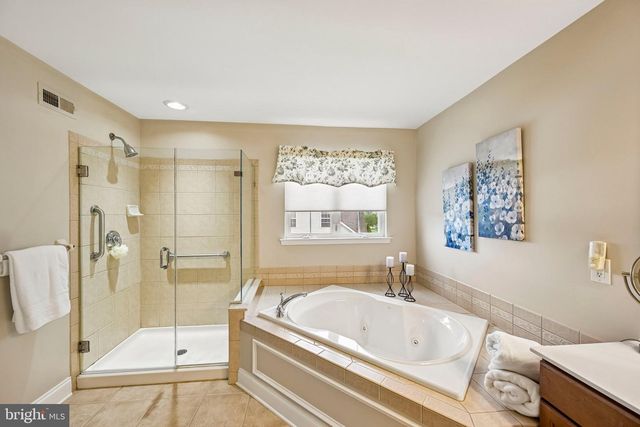 105 SWEET BAY AVE, Sicklerville, NJ 08081