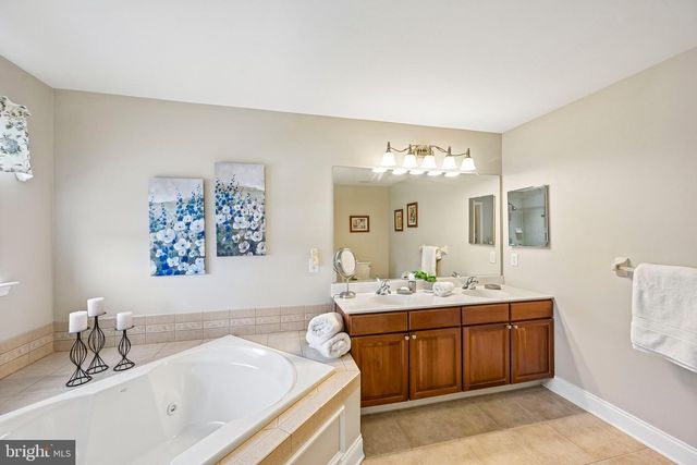 105 SWEET BAY AVE, Sicklerville, NJ 08081