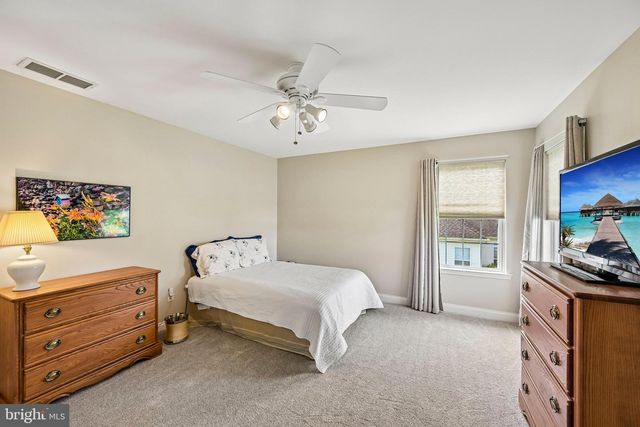 105 SWEET BAY AVE, Sicklerville, NJ 08081
