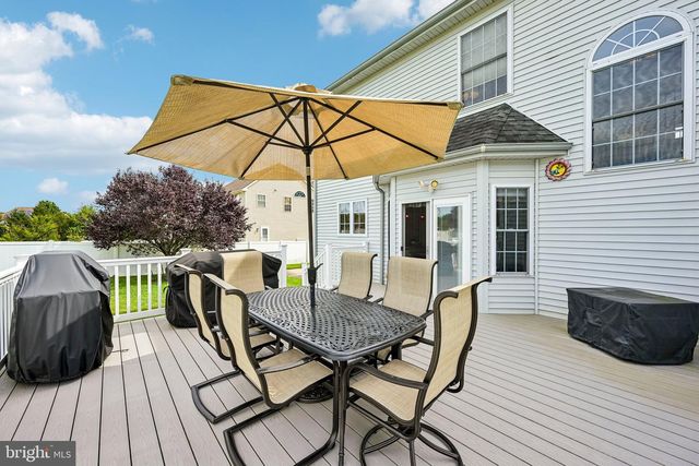 105 SWEET BAY AVE, Sicklerville, NJ 08081