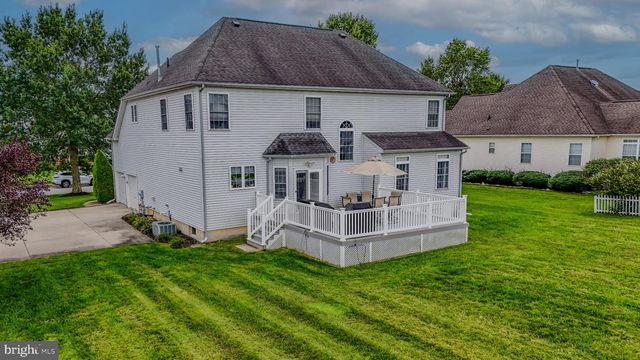 105 SWEET BAY AVE, Sicklerville, NJ 08081