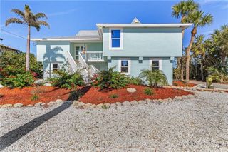 465 Lake Murex CIR, Sanibel, FL 33957