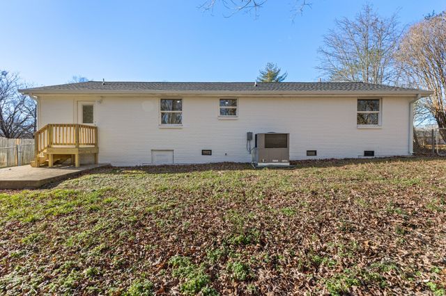 1029 Granada Rd, Ashland City, TN 37015