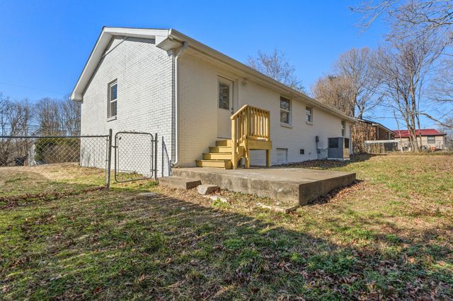 1029 Granada Rd, Ashland City, TN 37015