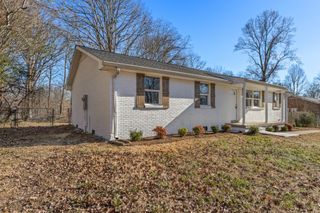 1029 Granada Rd, Ashland City, TN 37015