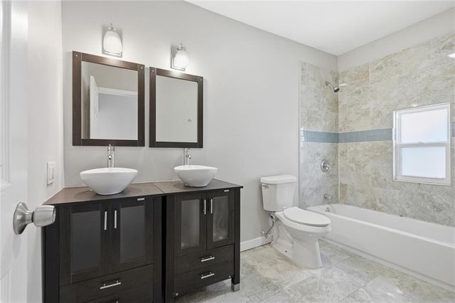 4308 Highland Avenue, Kansas City, MO 64110