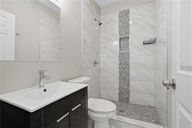 4308 Highland Avenue, Kansas City, MO 64110