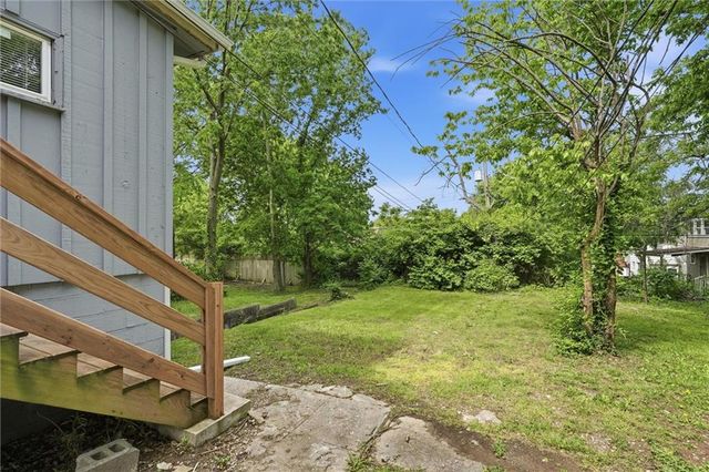 4308 Highland Avenue, Kansas City, MO 64110