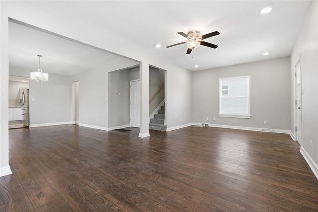4308 Highland Avenue, Kansas City, MO 64110