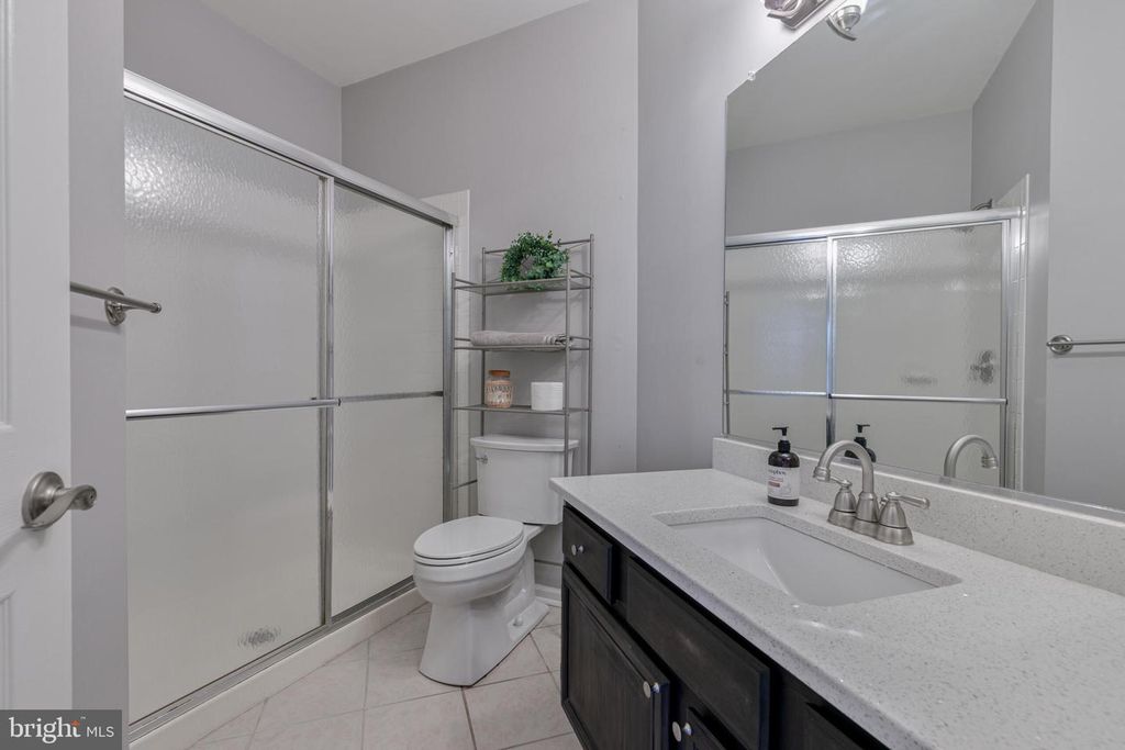 20419 RIVERBEND SQ #202, Sterling, VA 20165