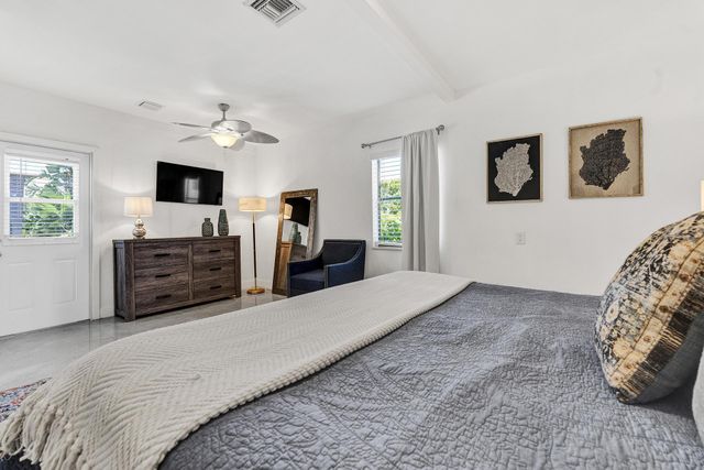 2301 Ridgeway Avenue, West Palm Beach, FL 33401