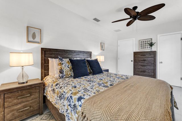 2301 Ridgeway Avenue, West Palm Beach, FL 33401