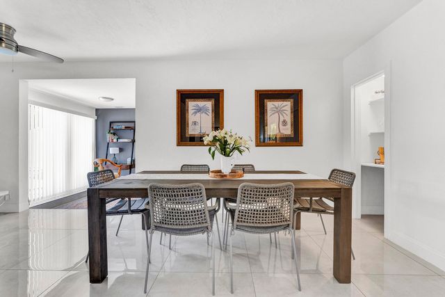 2301 Ridgeway Avenue, West Palm Beach, FL 33401