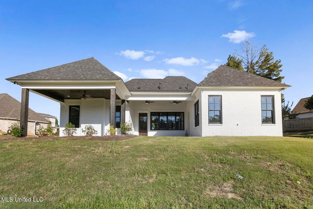 111 Grand Oak Boulevard, Clinton, MS 39056