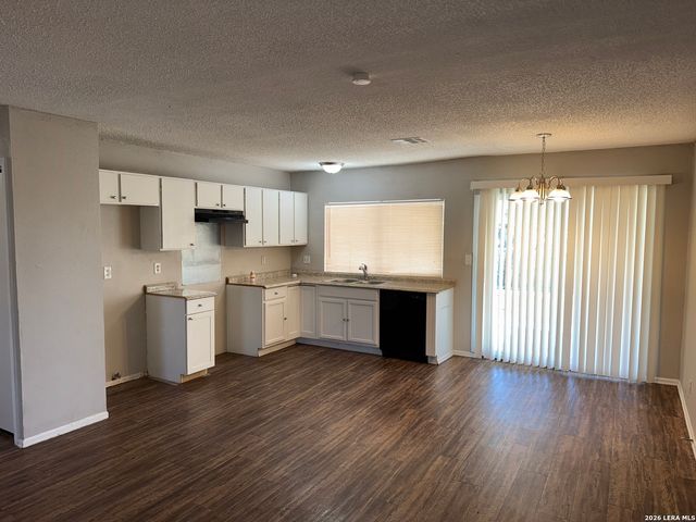 7006 Glen, San Antonio, TX 78239