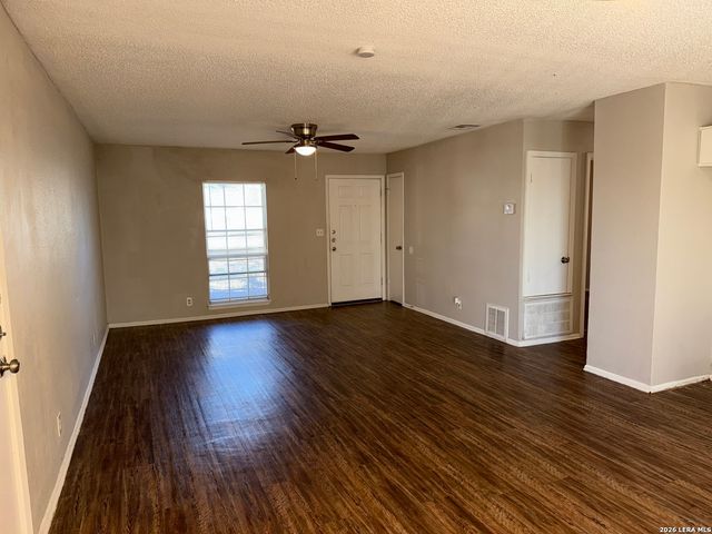 7006 Glen, San Antonio, TX 78239