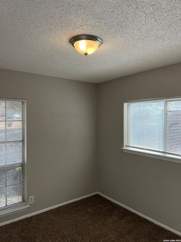 7006 Glen, San Antonio, TX 78239