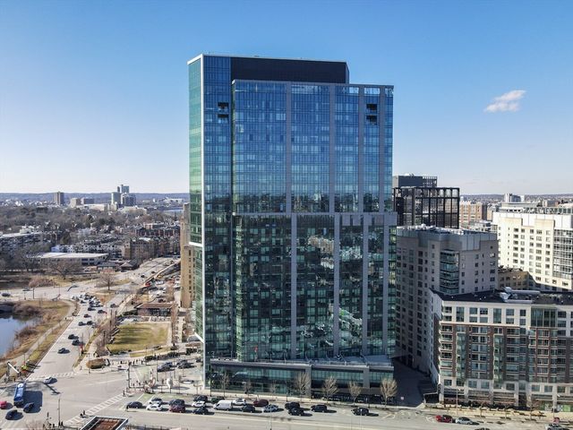 188 Brookline Ave 19D, Boston, MA 02215