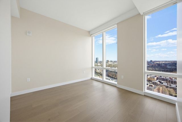 188 Brookline Ave 19D, Boston, MA 02215